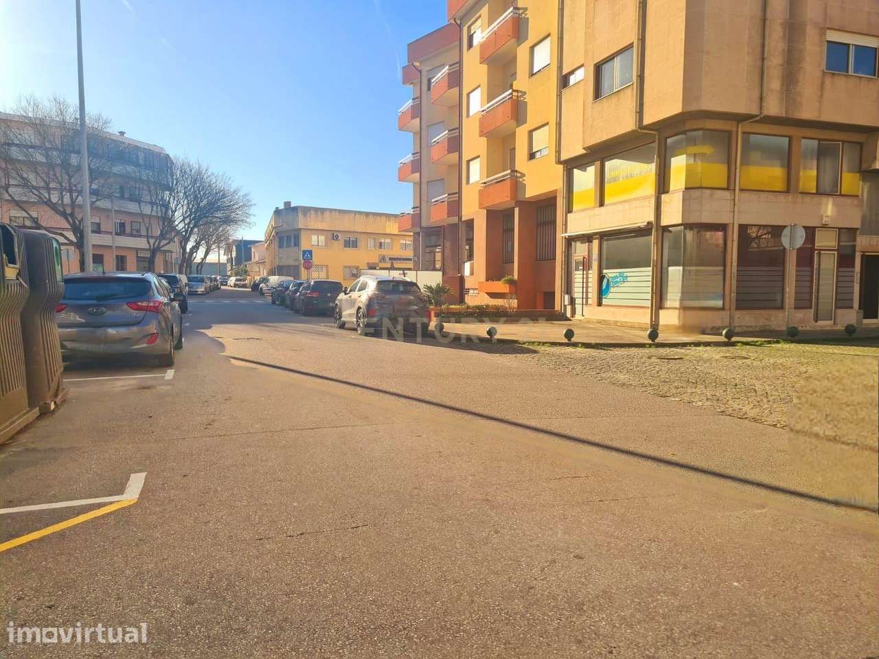 Lugar de Garagem junto à Estação do Metro da Póvoa de Varzim - Grande imagem: 4/4