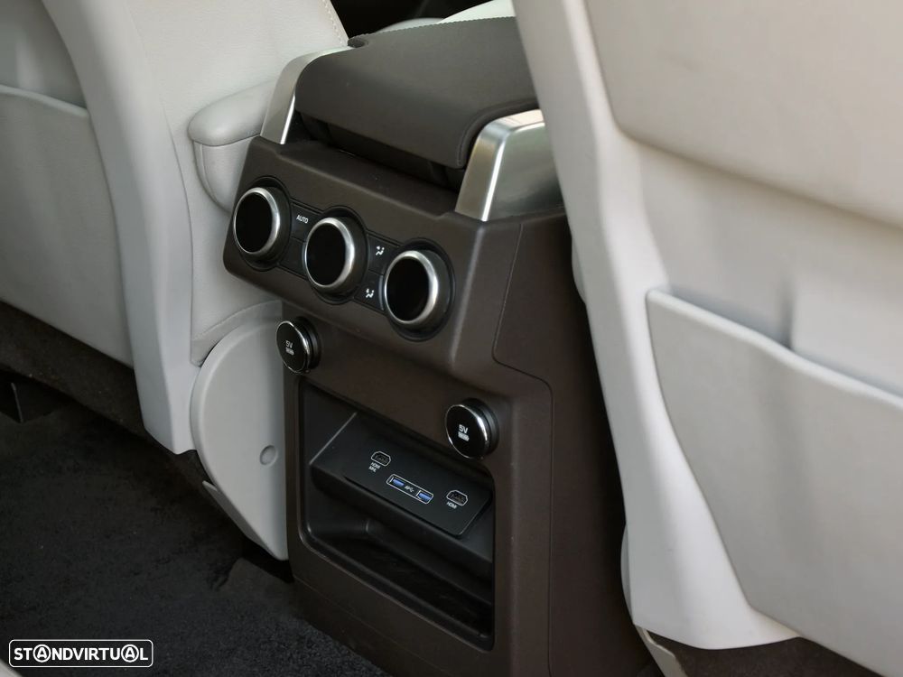 Land Rover Discovery 3.0 SD6 HSE Luxury - 14