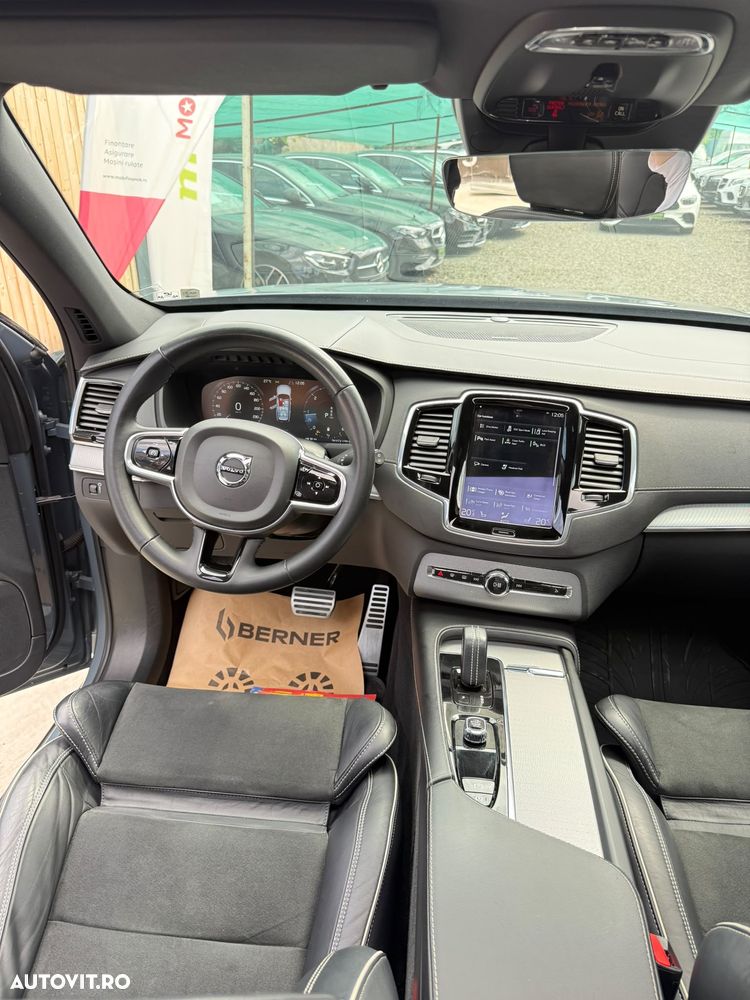 Volvo XC 90 - 8