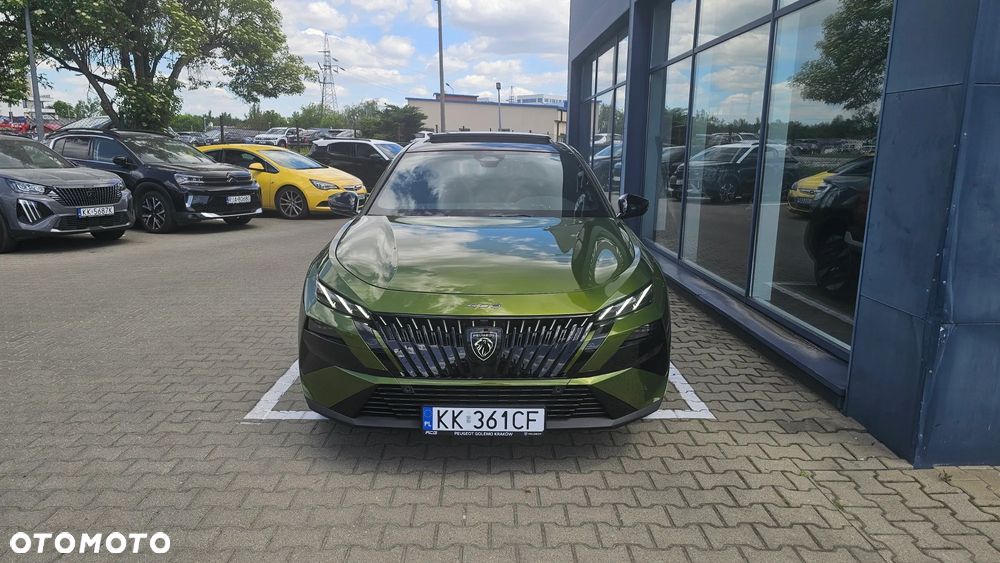 Peugeot 408 - 14