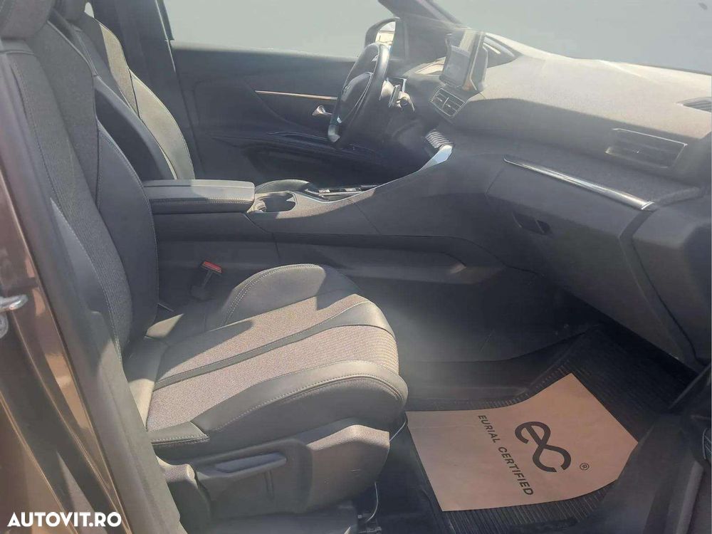 Peugeot 3008 1.2 PureTech S&S EAT8 Allure - 12