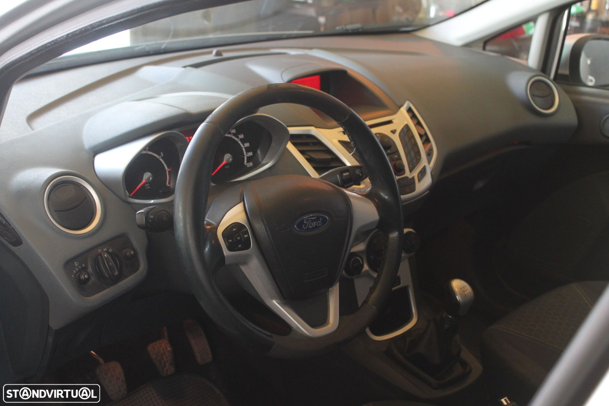 Ford Fiesta 1.25 Titanium - 17