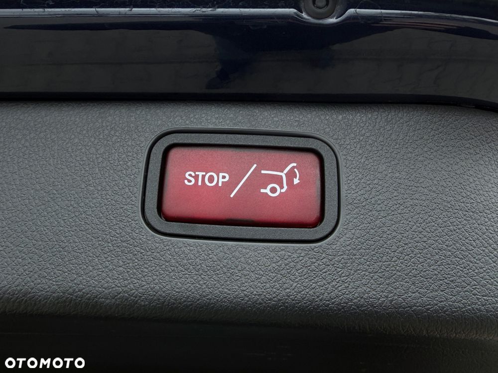 Mercedes-Benz Klasa C 300 d mHEV AMG - 20