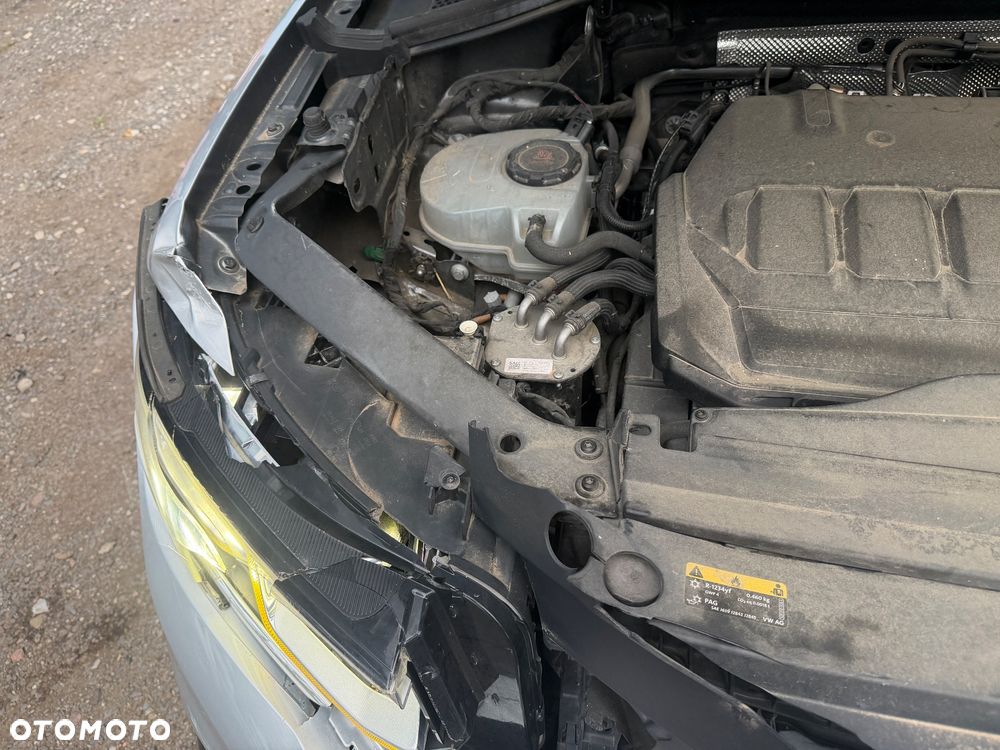 Volkswagen Tiguan 2.0 TDI SCR DSG R-Line - 9