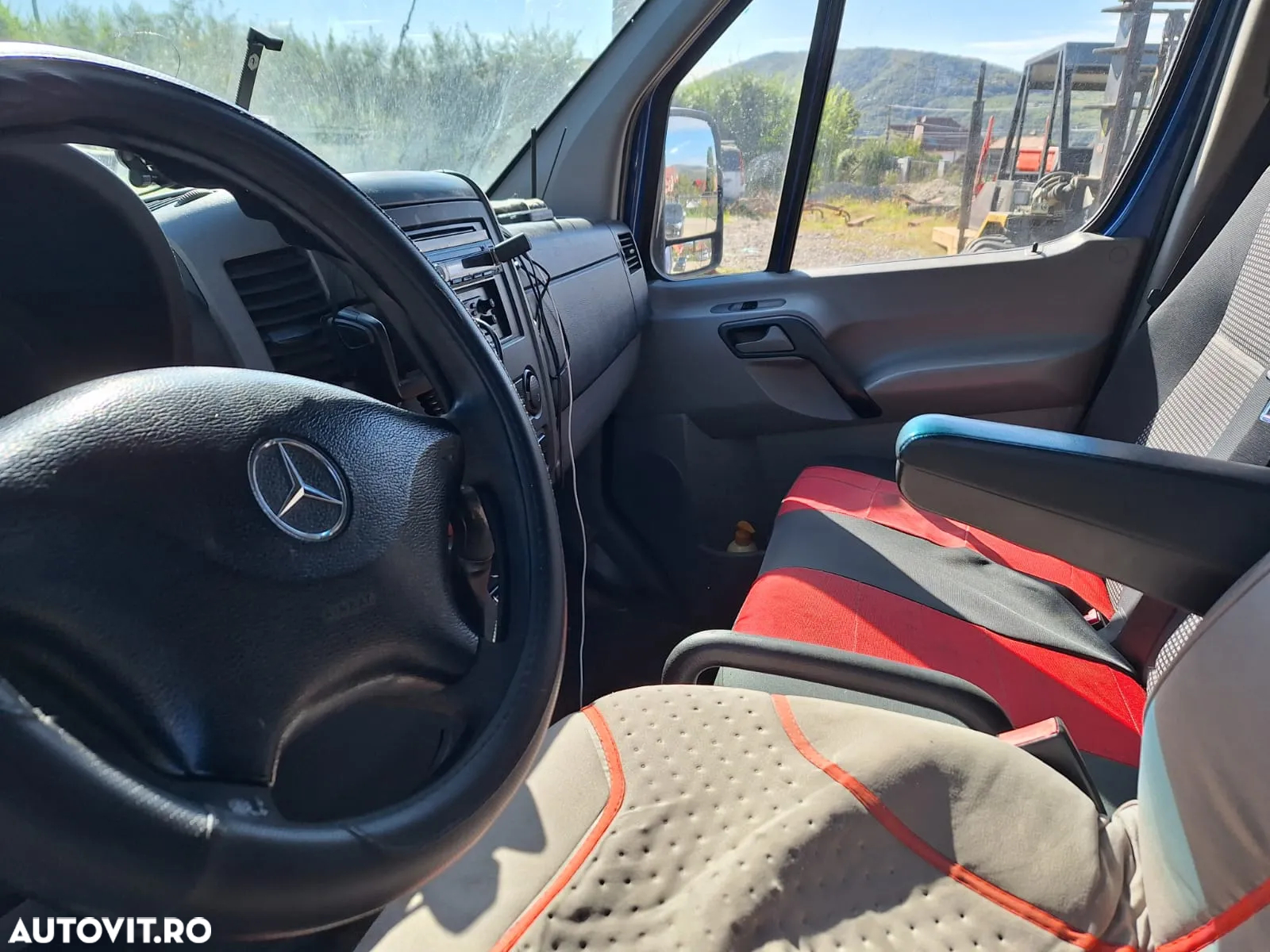Mercedes-Benz Sprinter 318 DOKA 7 locuri - 7