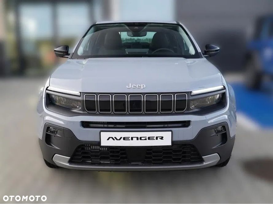 Jeep Avenger 1.2 T3 mHEV Altitude FWD eDCT6 - 2