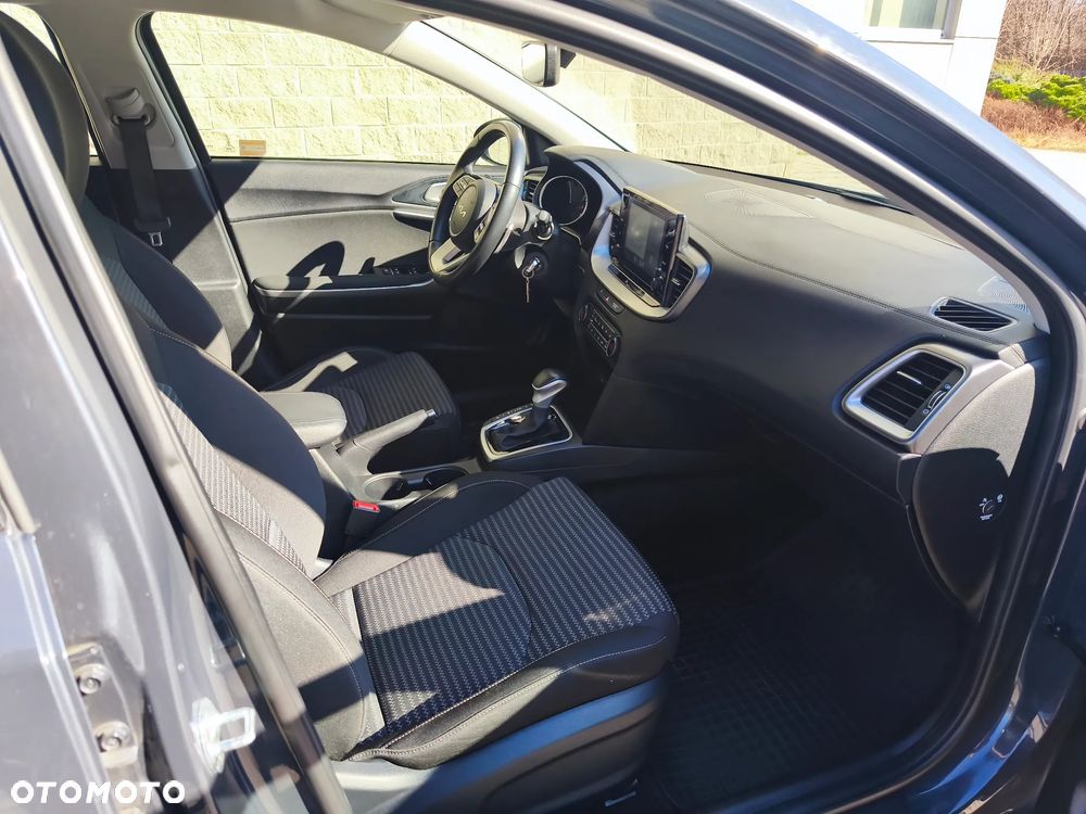 Kia Ceed 1.5 T-GDI M DCT - 18