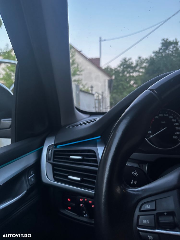 BMW X5 xDrive30d - 13