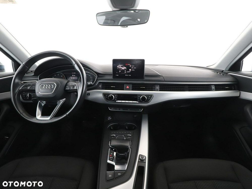 Audi A4 Avant 2.0 TFSI ultra S tronic design - 16