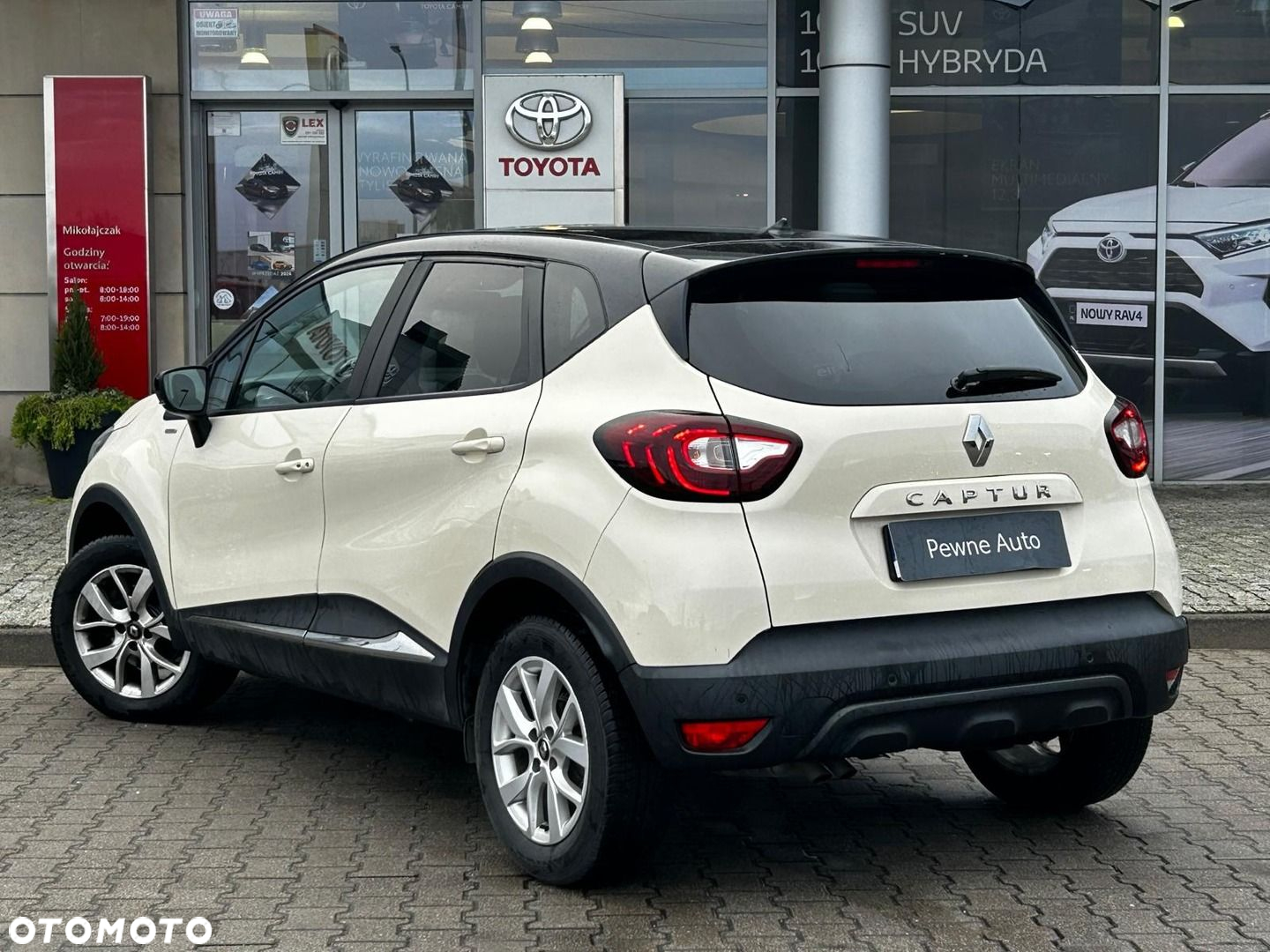 Renault Captur 1.3 Energy TCe FAP Intens - 4