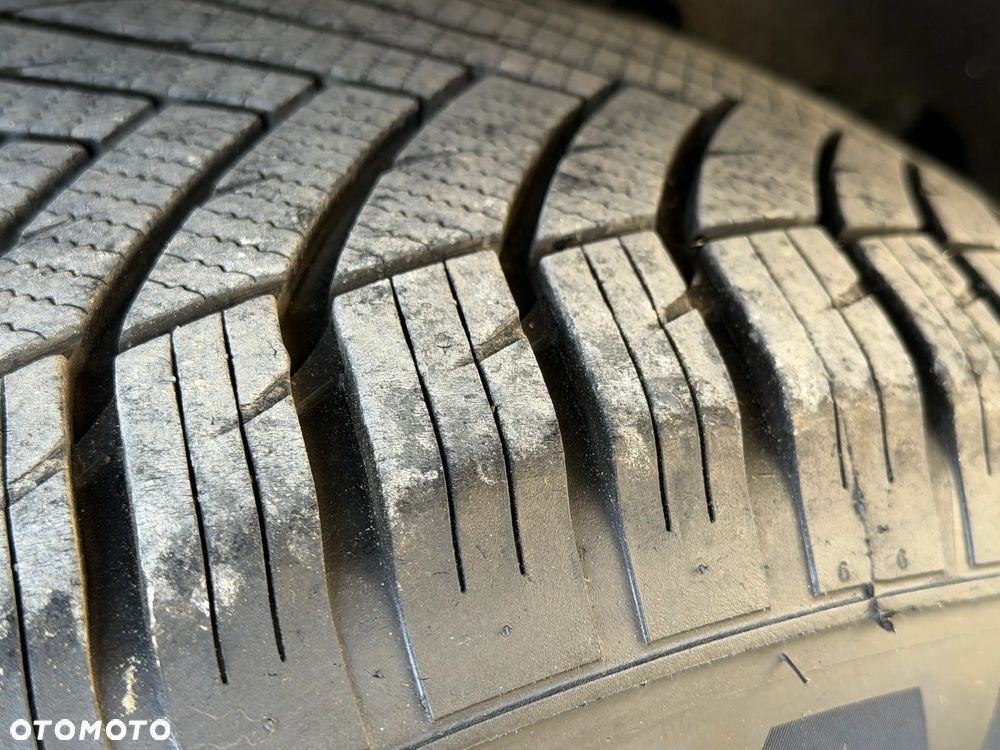 Ford Kuga 2.0 TDCi 4WD Titanium - 10