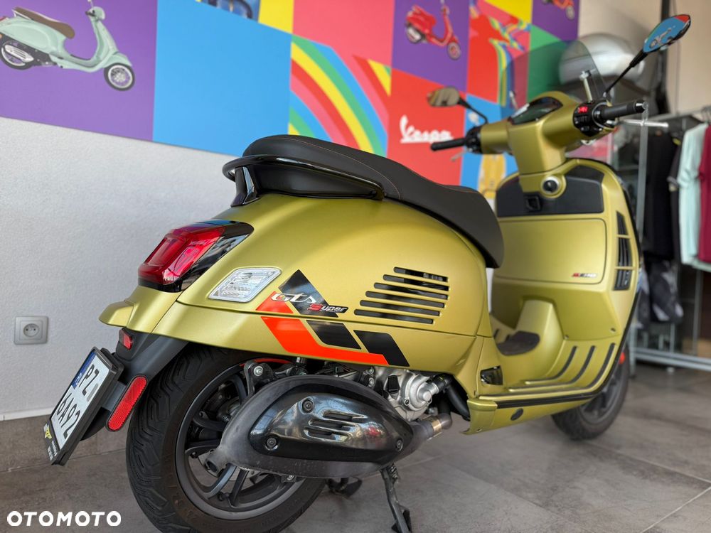 Vespa GTS - 4