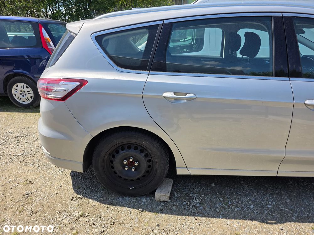 Ford S-Max - 8