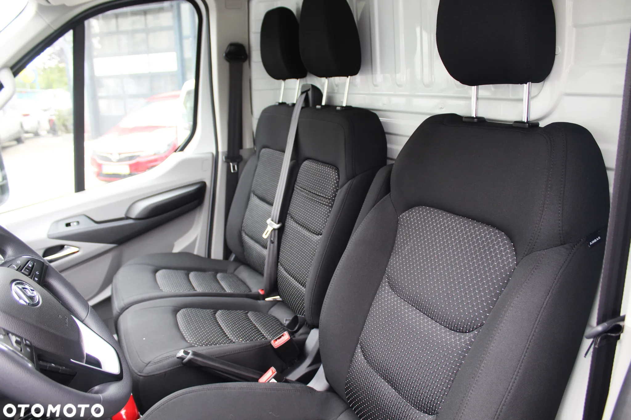 Maxus E-DELIVER 9 - 17