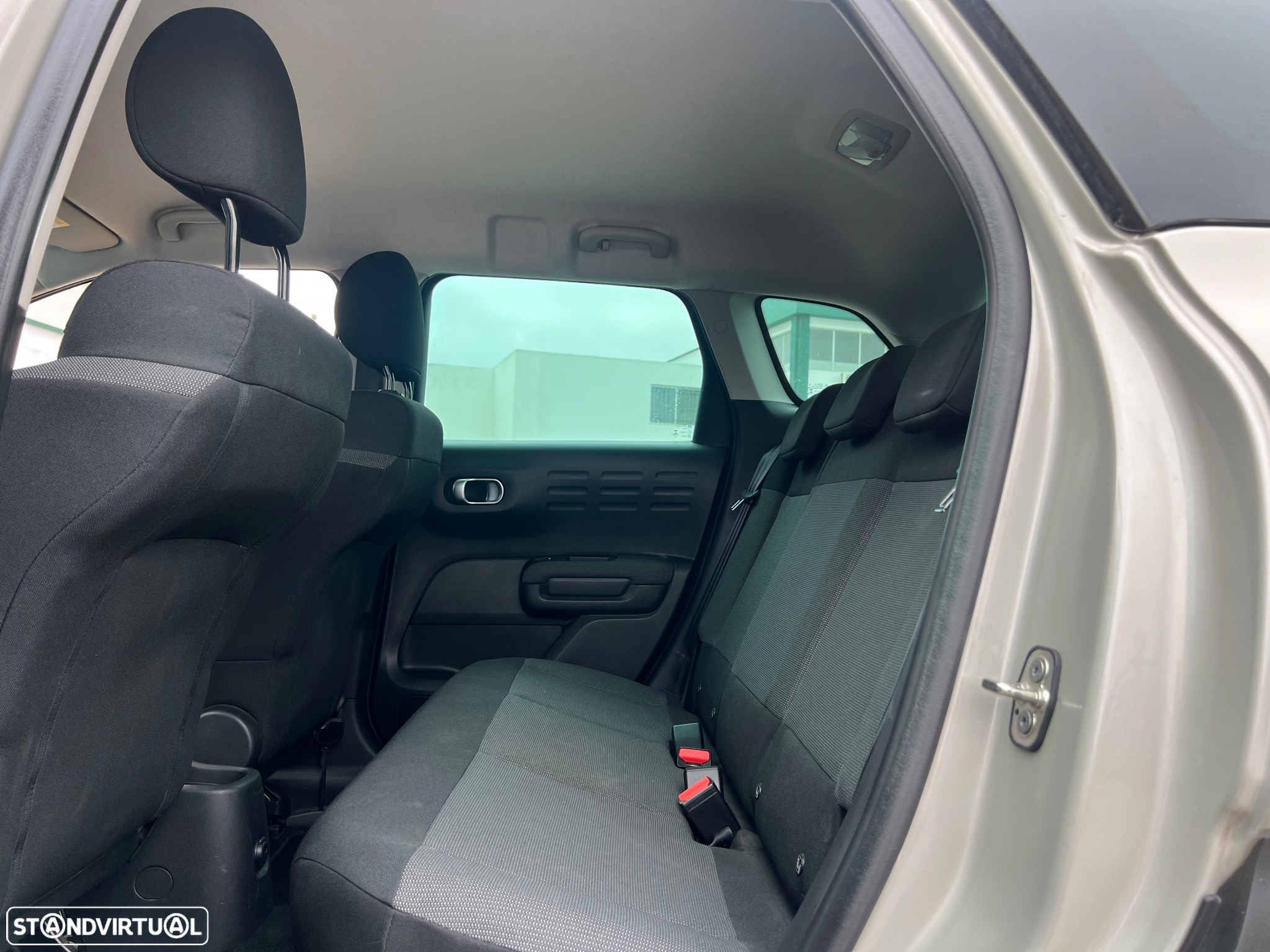 Citroën C3 Aircross 1.2 PureTech Shine - 19