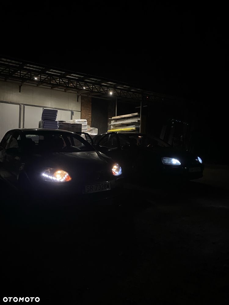 Volkswagen Golf - 8