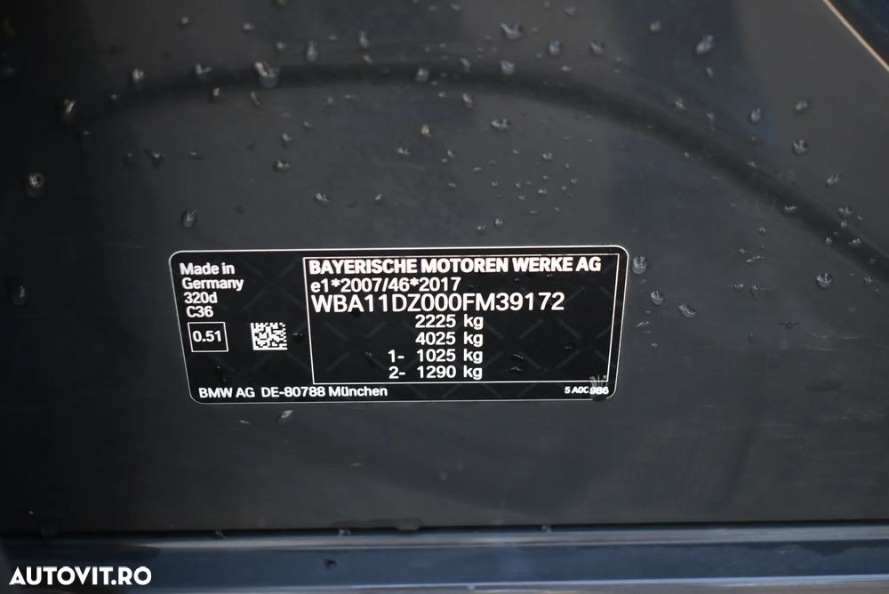 BMW Seria 3 320d Aut. Advantage - 32