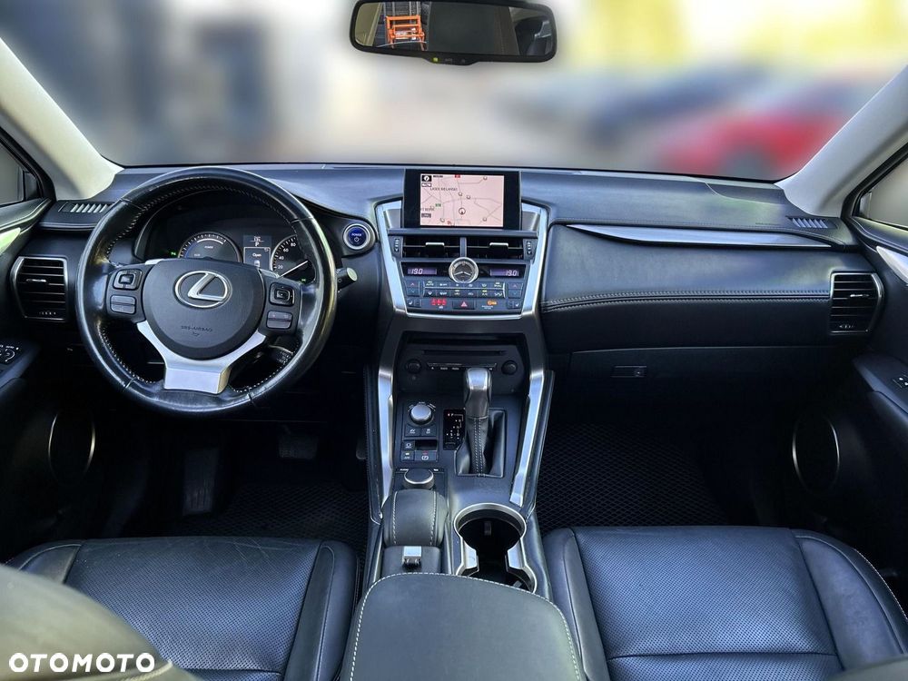 Lexus NX 300h Comfort AWD - 12
