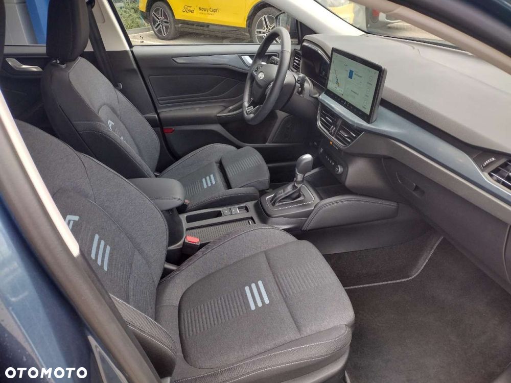 Ford Focus - 17