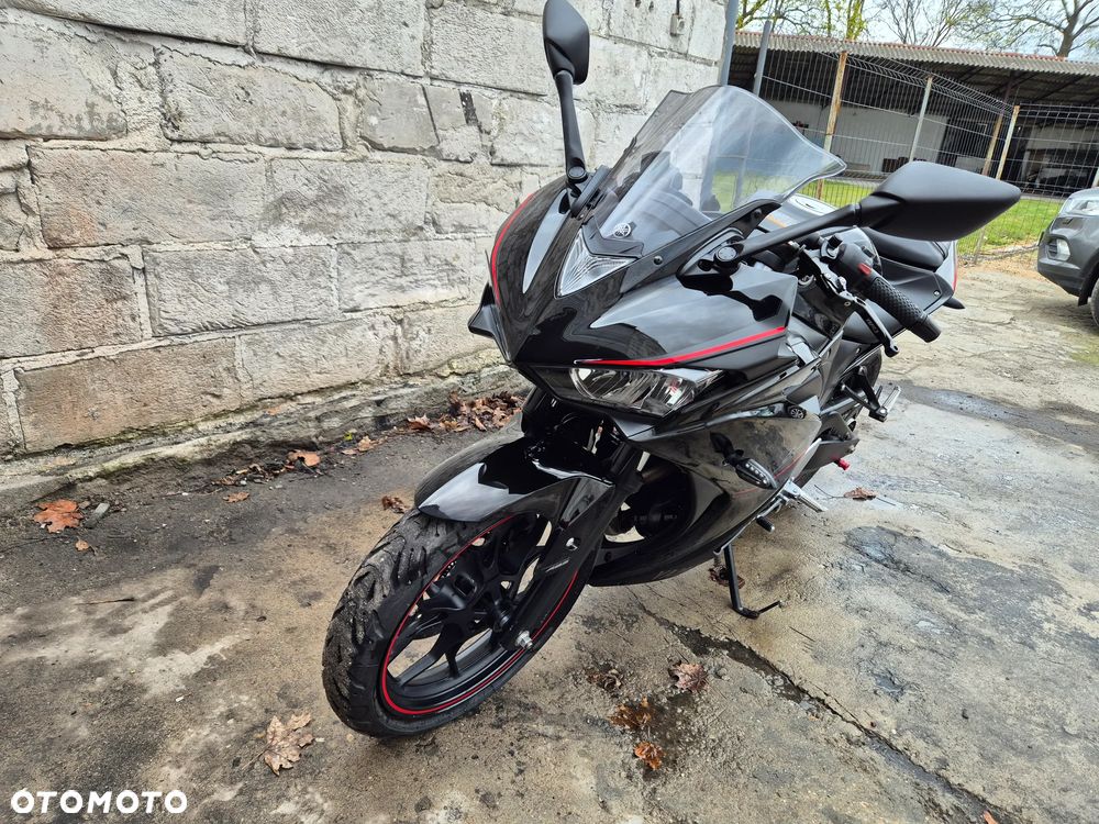 Yamaha R3 - 15