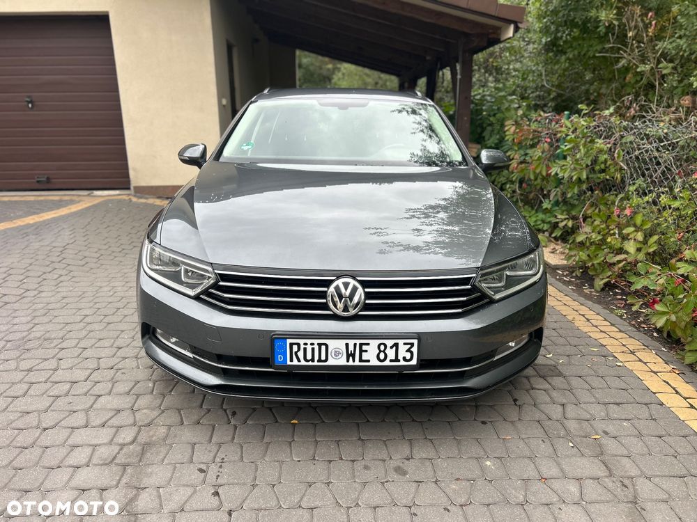 Volkswagen Passat Variant 2.0 TDI SCR DSG Comfortline - 9