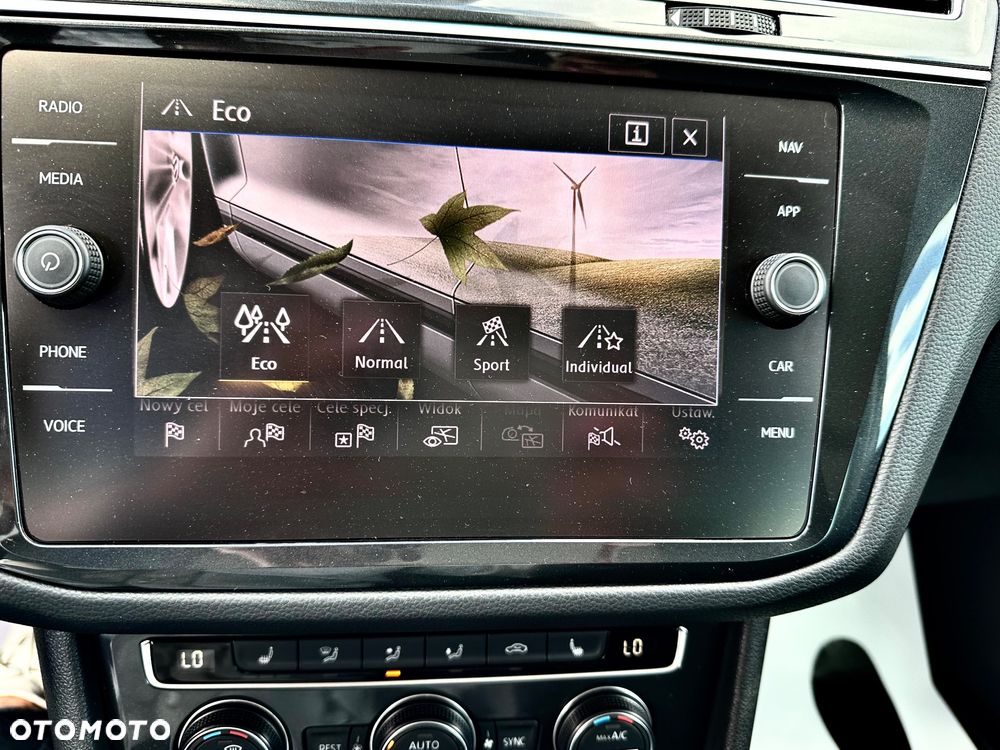Volkswagen Tiguan 2,0 TSI OPF 4Motion DSG R-Line - 15