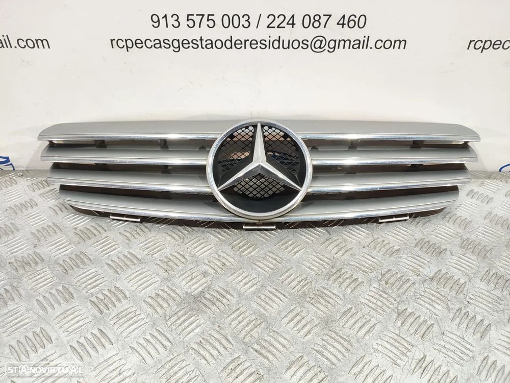 Grelha Central Pará-choques Frente Frontal Mercedes Benz CLK C209 Original - 2