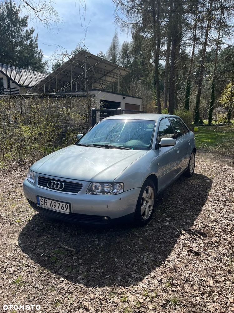 Audi A3 Sportback 1.9 TDI Ambiente - 1