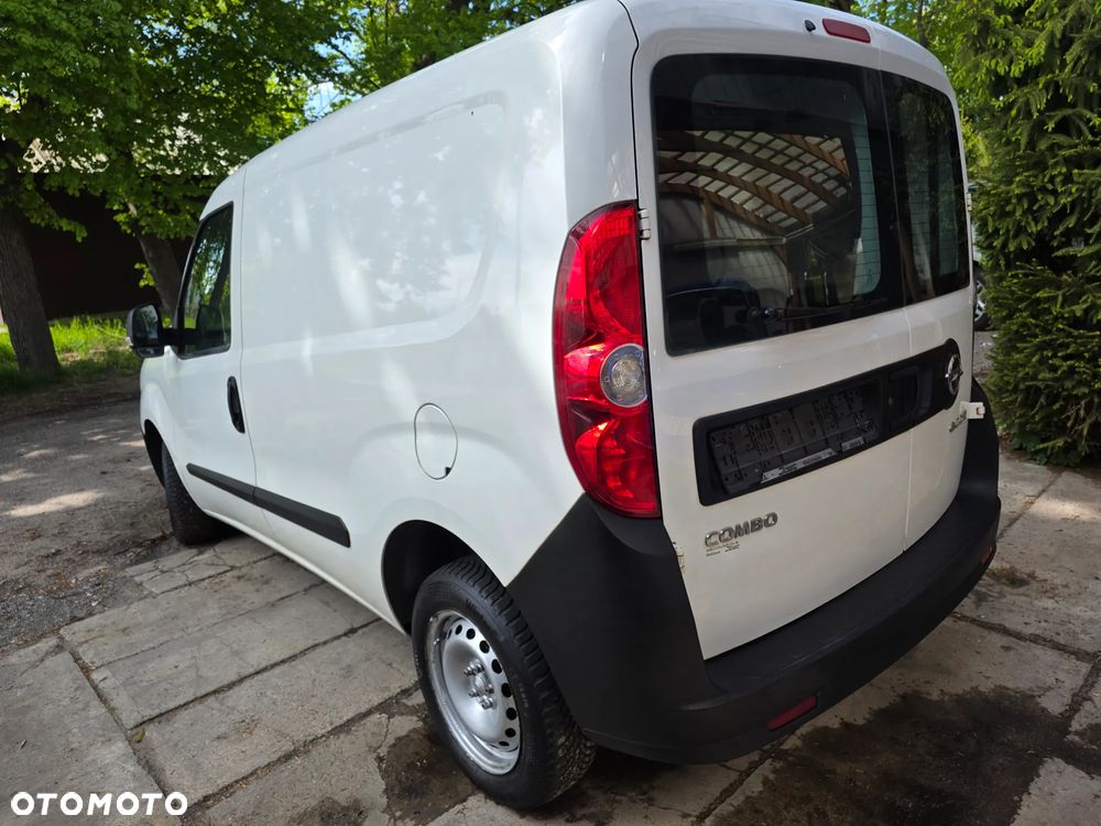 Renault Clio 1.5 dCi Energy Alize - 4