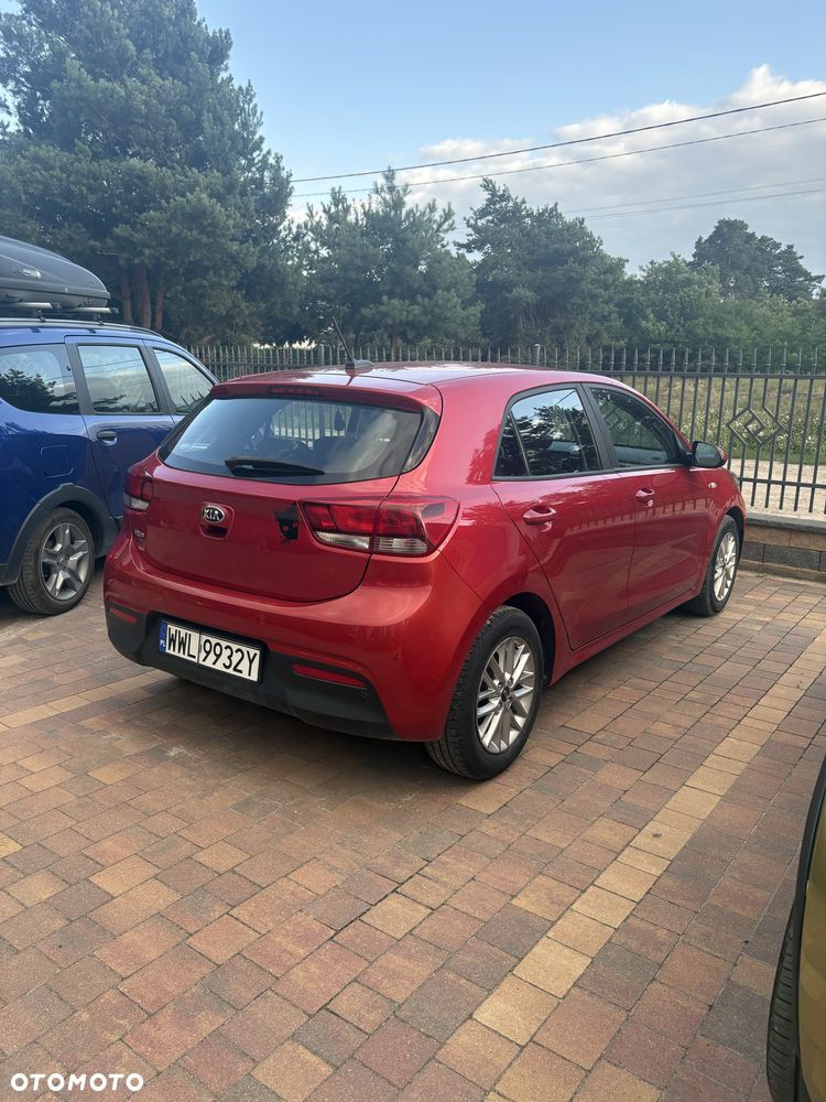 Kia Rio - 2
