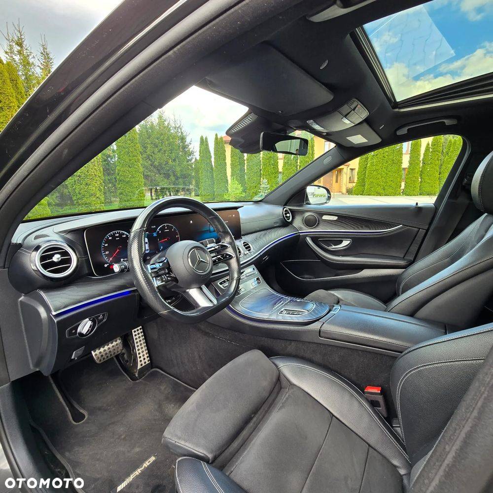 Mercedes-Benz Klasa E 220 d T 9G-TRONIC AMG Line - 20