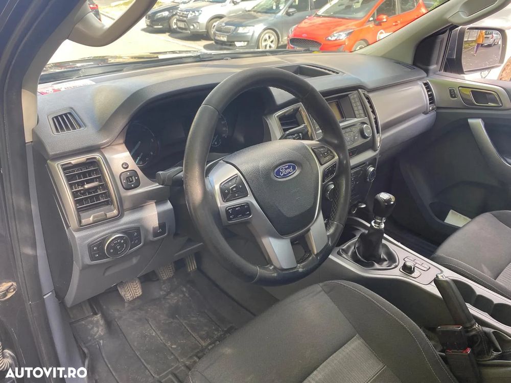 Ford Ranger Pick-Up 2.2 TDCi 4x4 Cabina Dubla XLT - 28