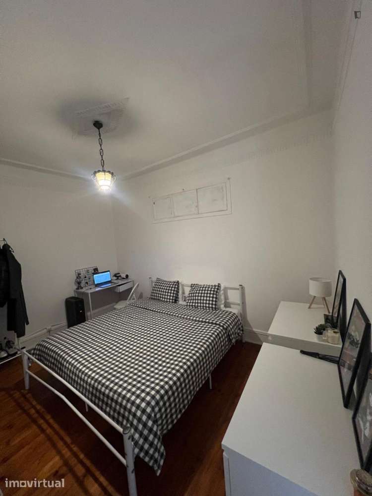 Quarto - localizado em Arroios Lisbon - Grande imagem: 2/11