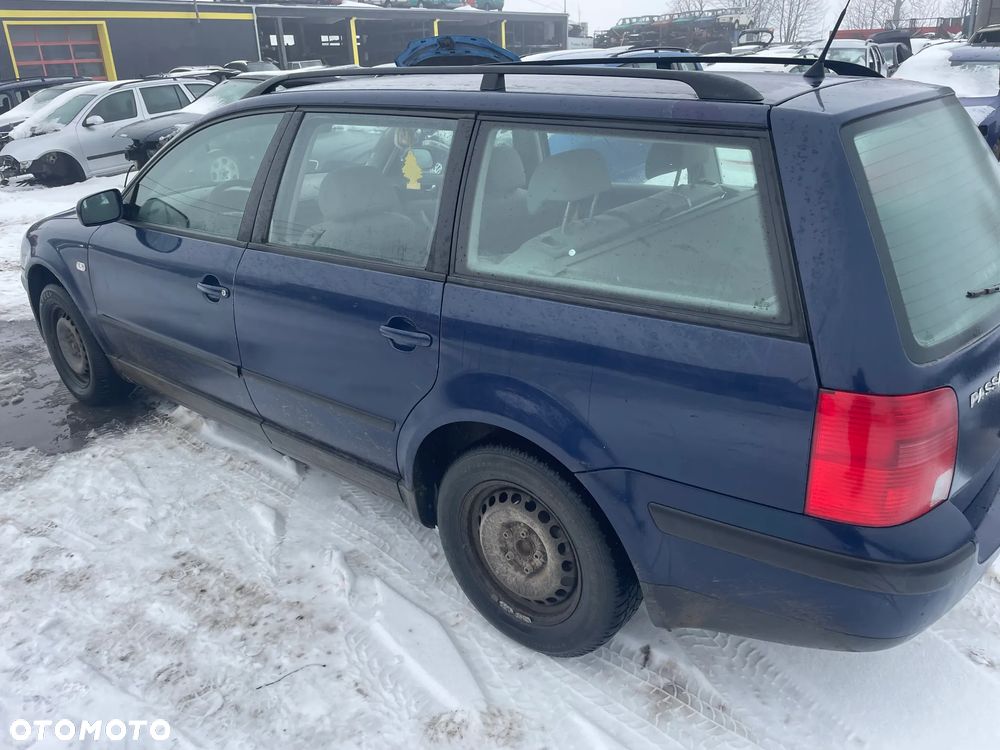 VW PASSAT B5 na części!!! Kolor : LA5E - 4