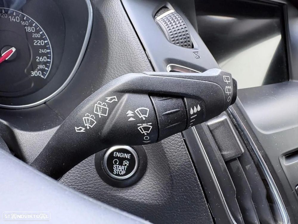 Ford Focus 2.3 EcoBoost S&S 4WD RS - 39