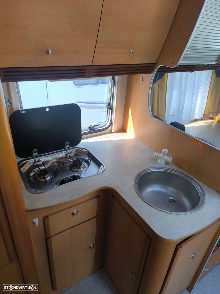 Hymer Tramp 5 lugares livrete - 19