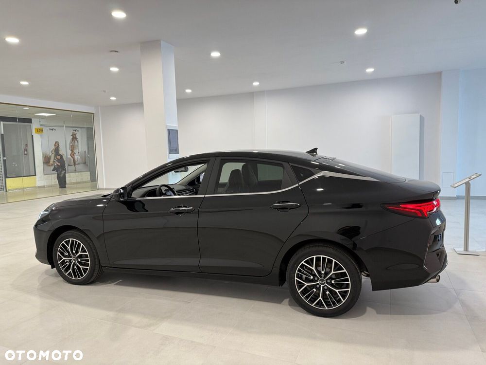 JAC J7 Plus CVT - 19