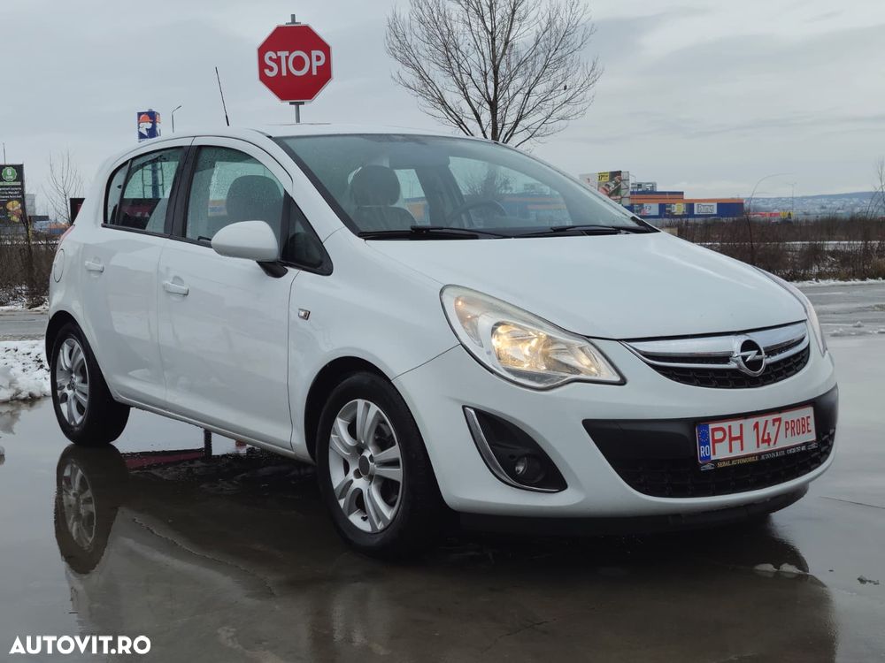 Opel Corsa 1.3 CDTI DPF Cosmo - 3
