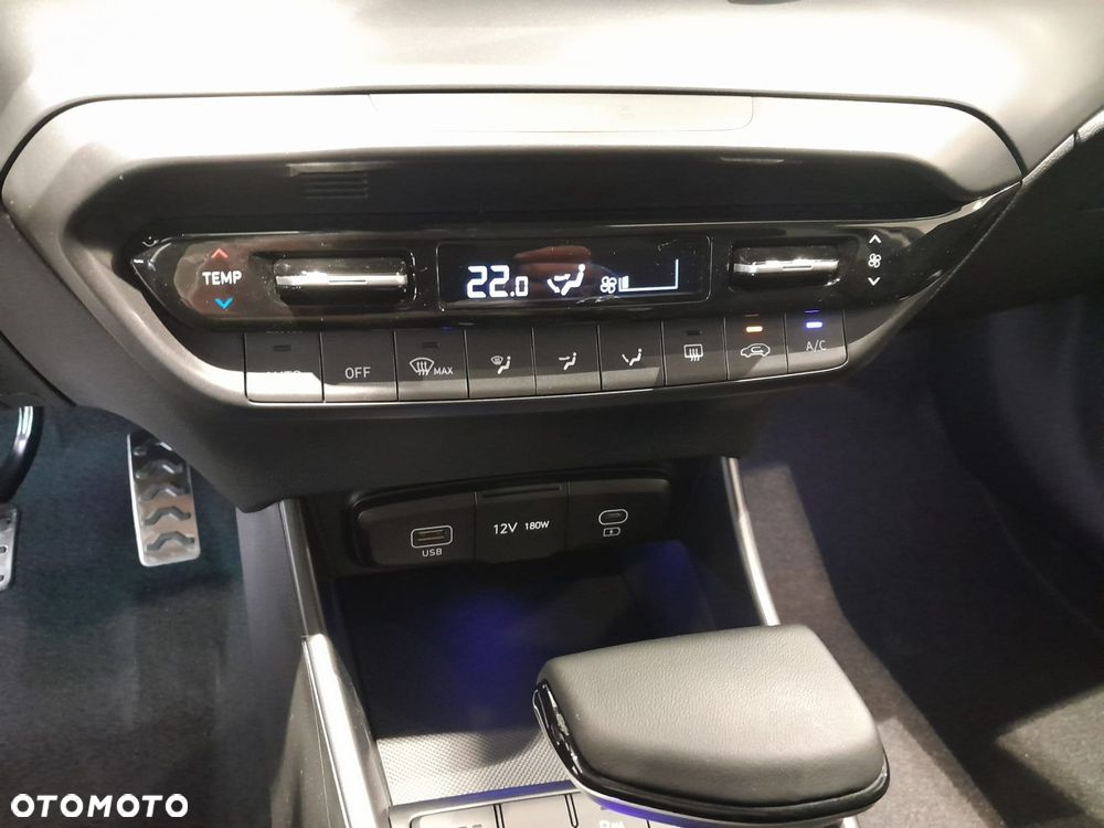 Hyundai Bayon 1.0 T-GDI Smart DCT - 24
