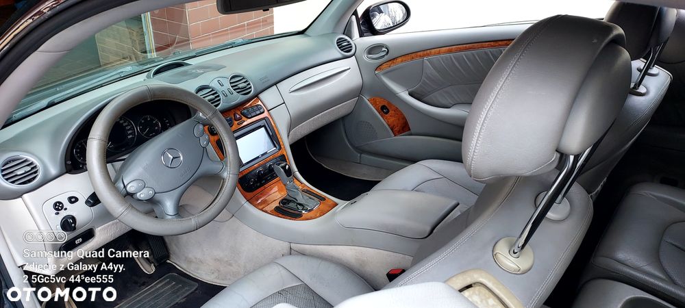 Mercedes-Benz CLK - 8