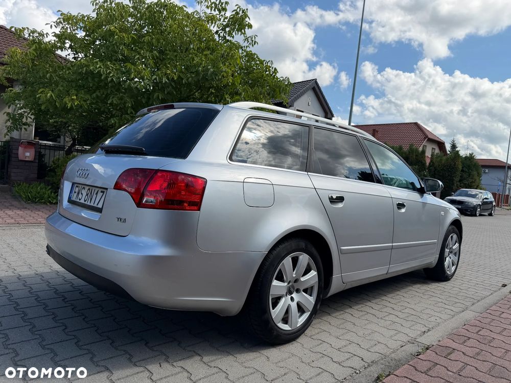 Audi A4 Avant 2.0 TDI - 11