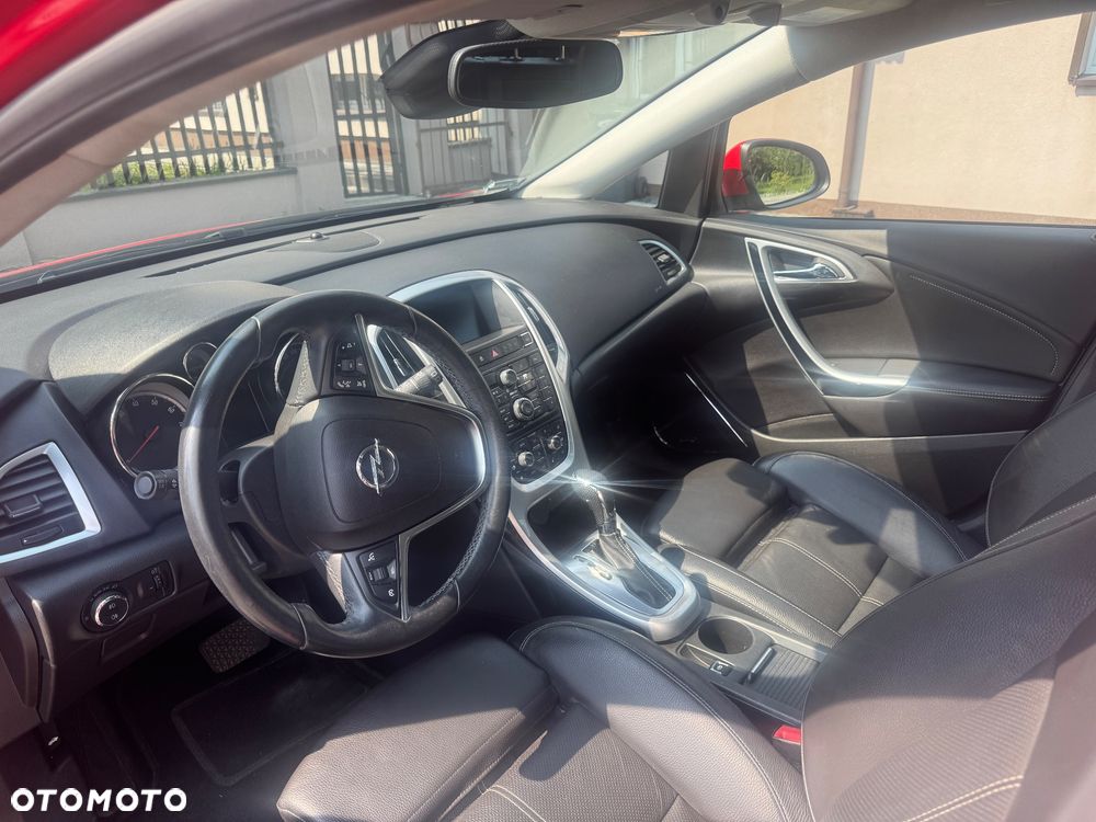 Opel Astra 1.6 T Cosmo - 13