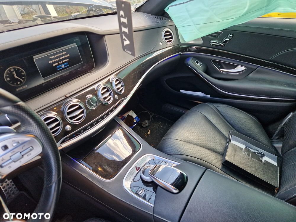 Mercedes-Benz Klasa S 560 4-Matic L 9G-TRONIC - 12