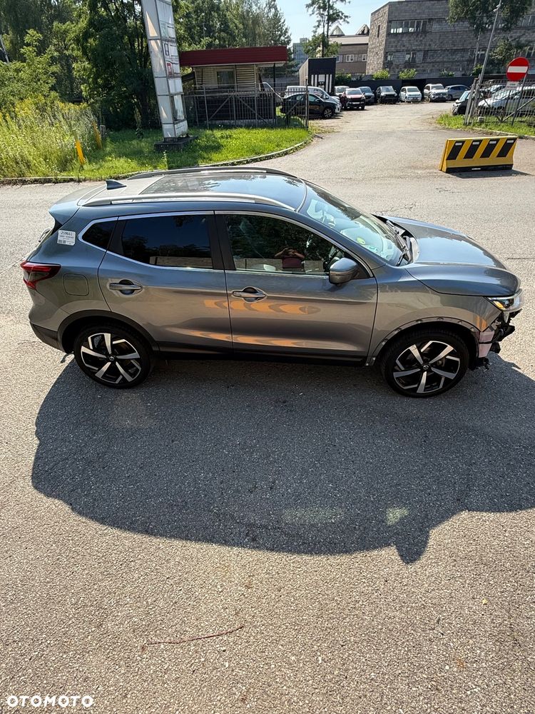 Nissan Qashqai - 2