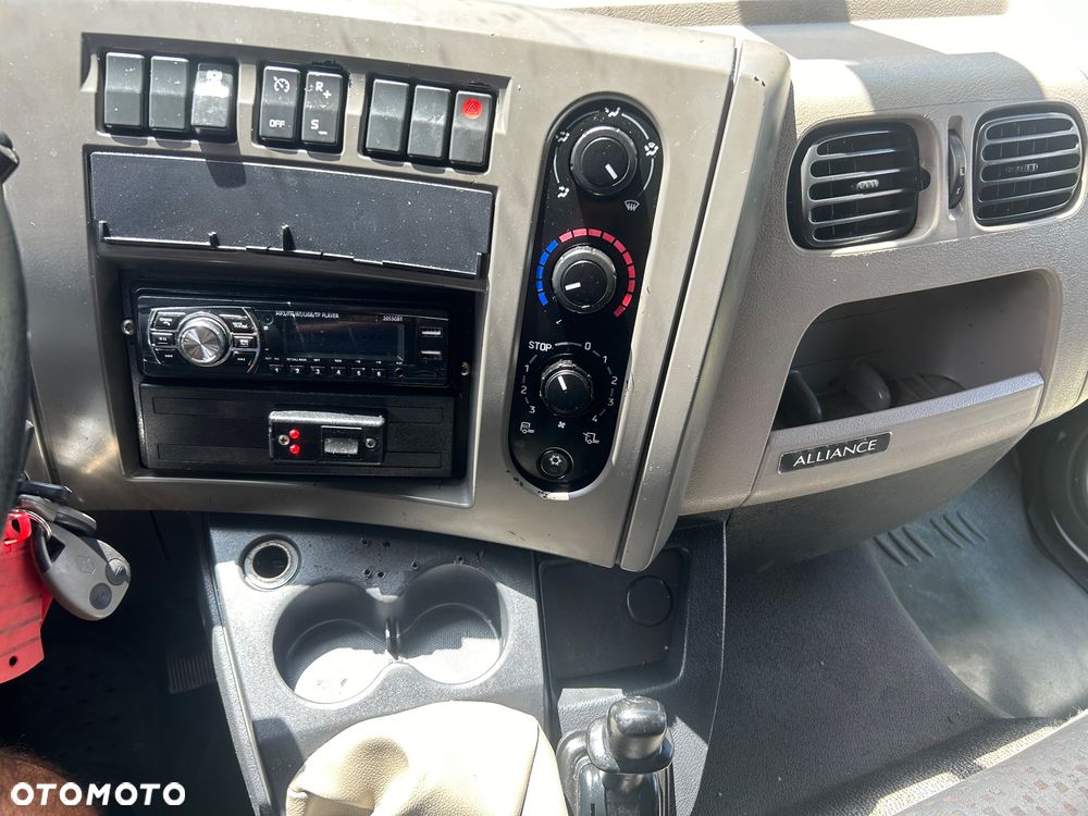 Renault Midlum 220 - 10