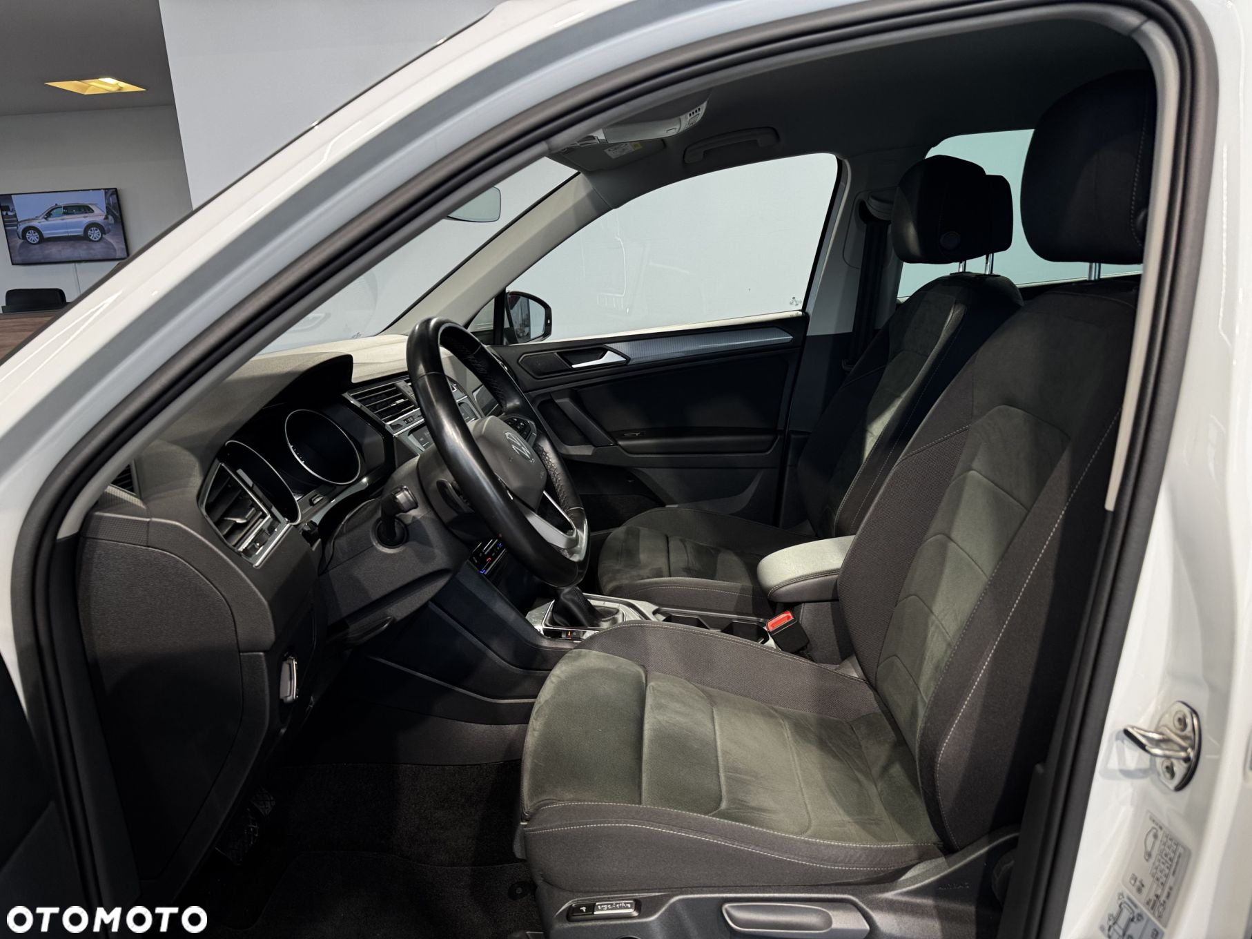 Volkswagen Tiguan - 15