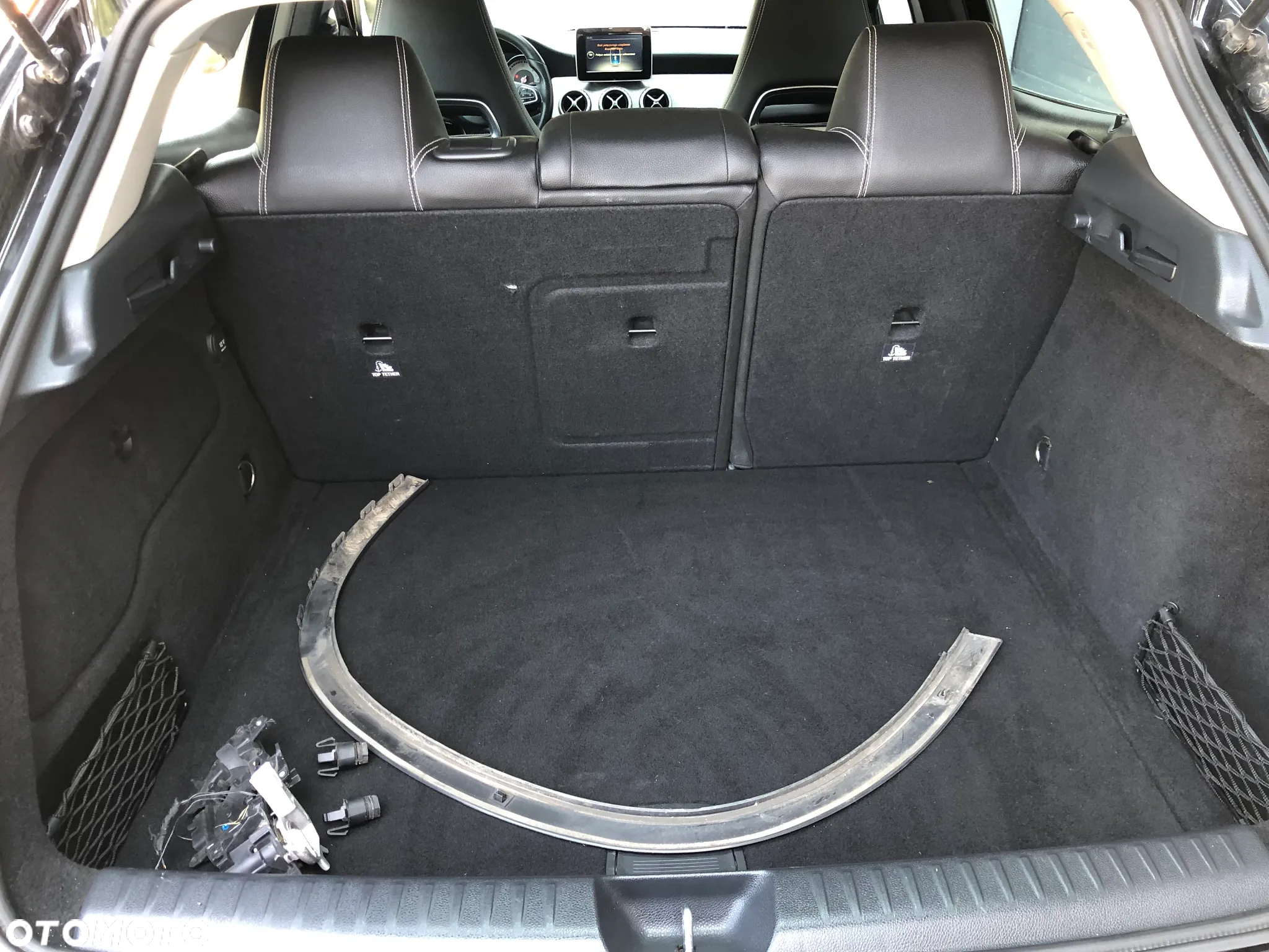 Mercedes-Benz GLA 220 d 4-Matic - 18