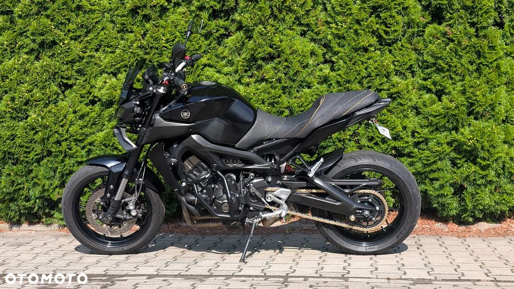 Yamaha MT - 3