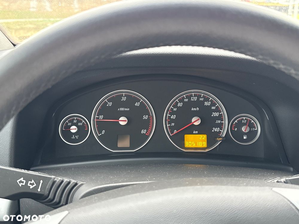 Opel Vectra 1.9 CDTI Cosmo - 9