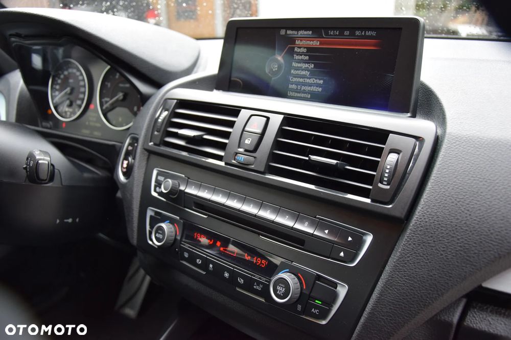 BMW Seria 1 120d xDrive BluePerformance Sport Line - 35